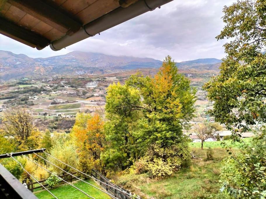 Appartamento Di Montagna Lo Grop Chambave Eksteriør bilde